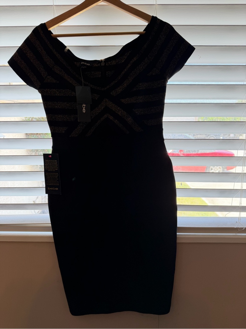 Bebe Womens Black Gold Metallic Striped Off Shoulder Bodycon Dress M NWT